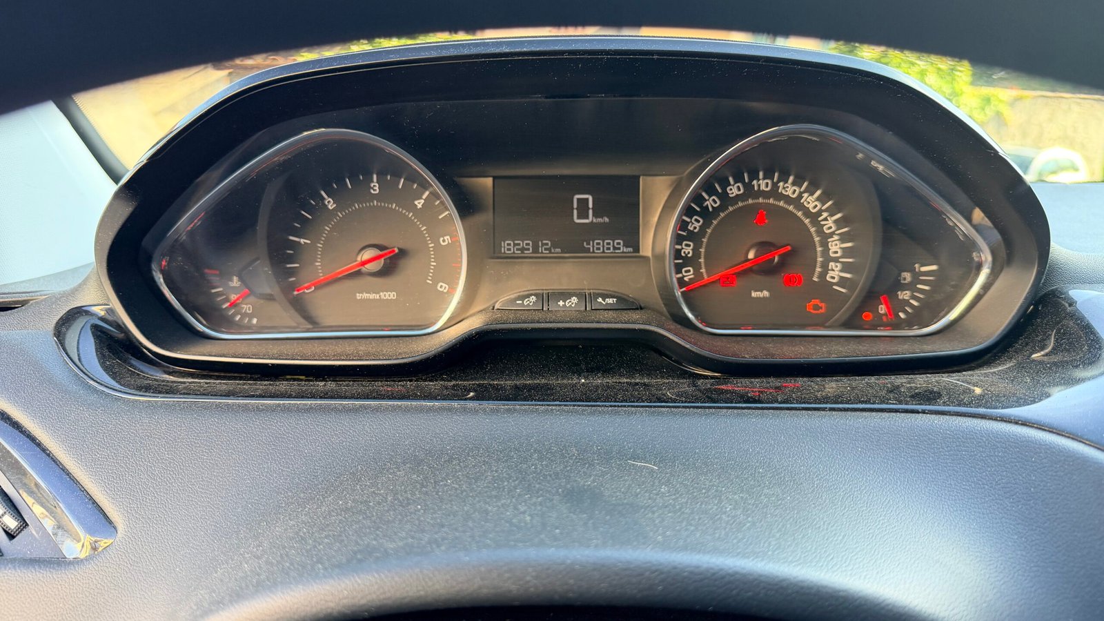 PEUGEOT 208 1.4 HDI 2PL