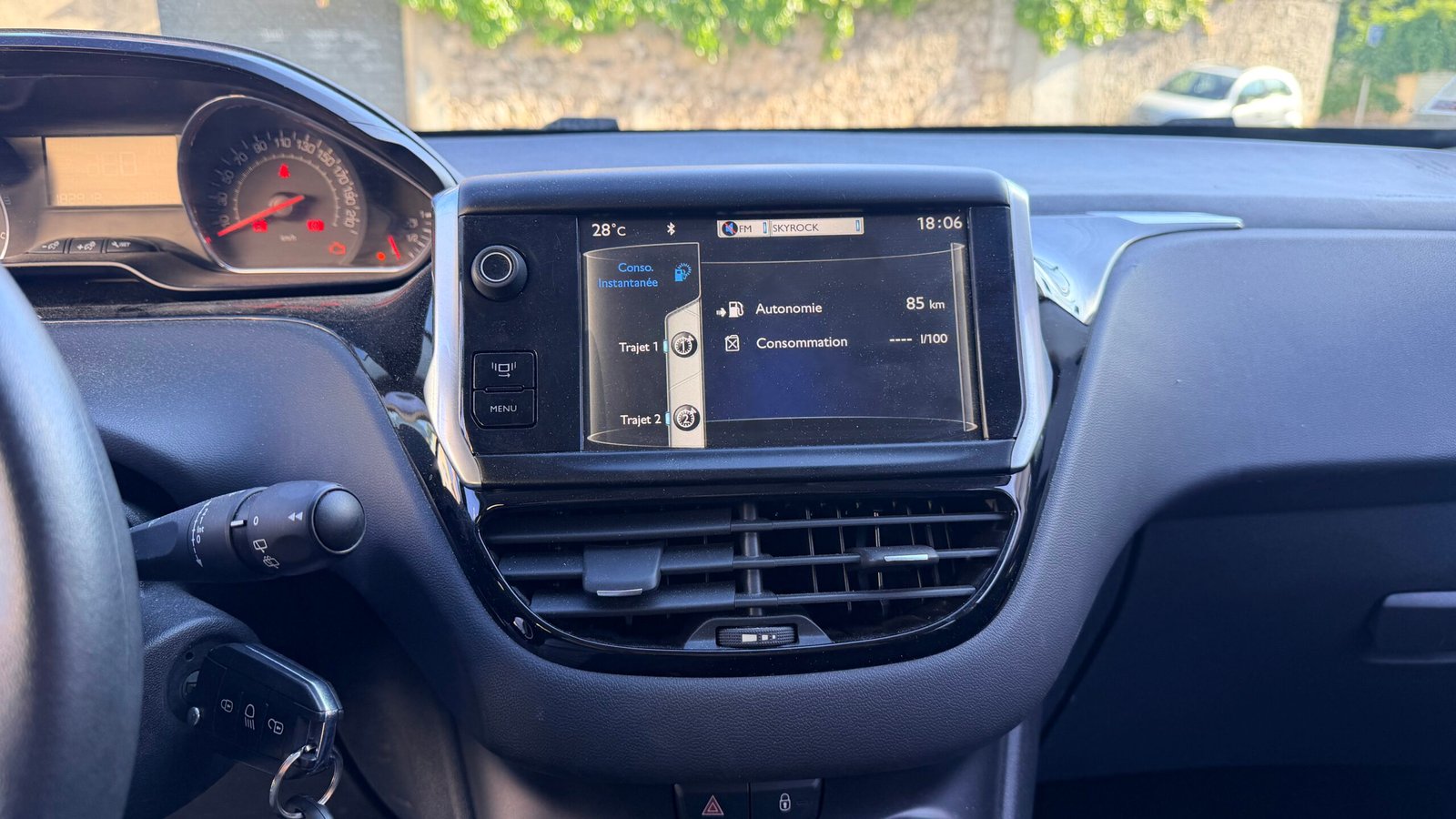 PEUGEOT 208 1.4 HDI 2PL
