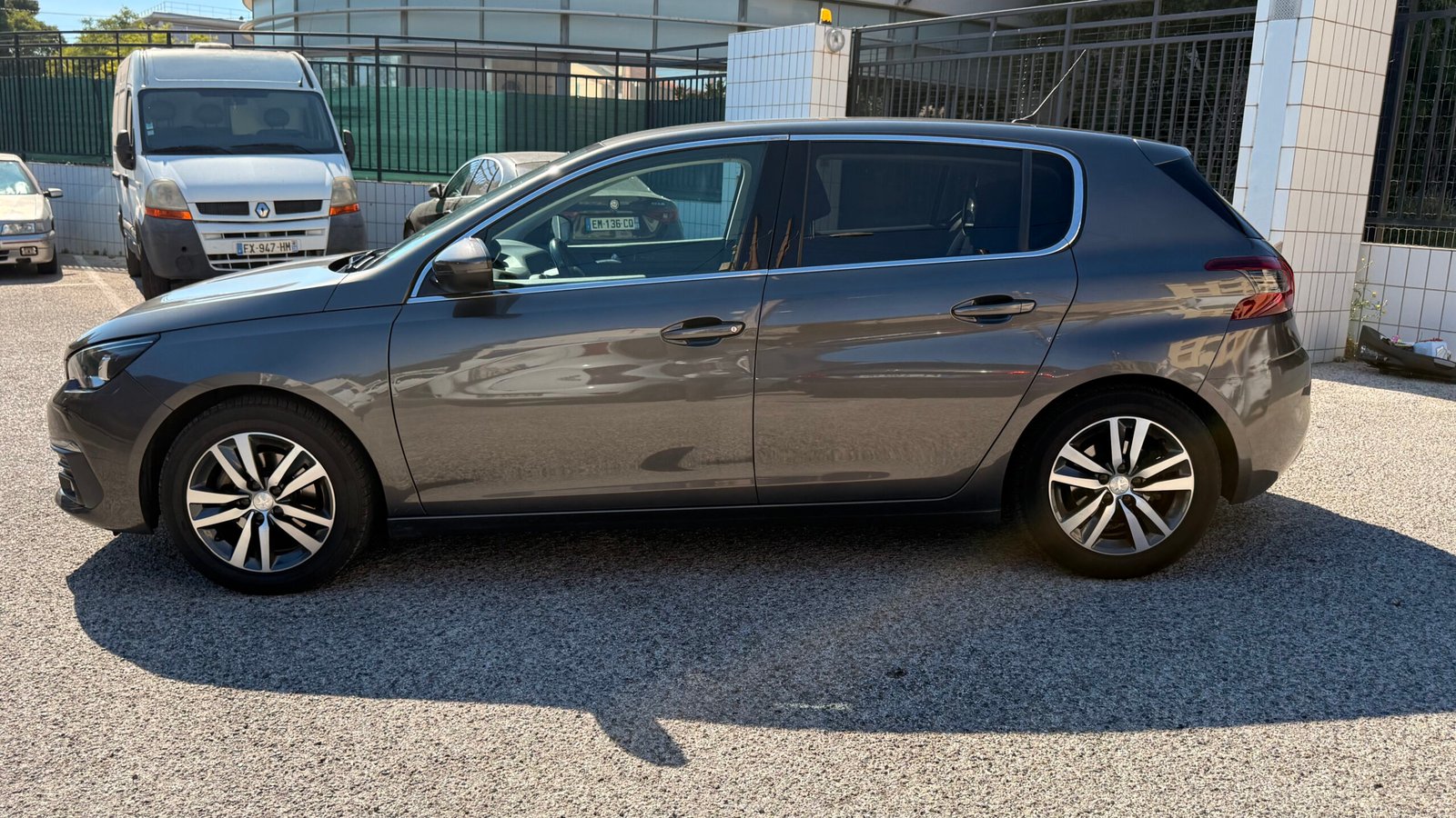 PEUGEOT 308 15BLUE HDI FINITION ALLURE BUSNESS