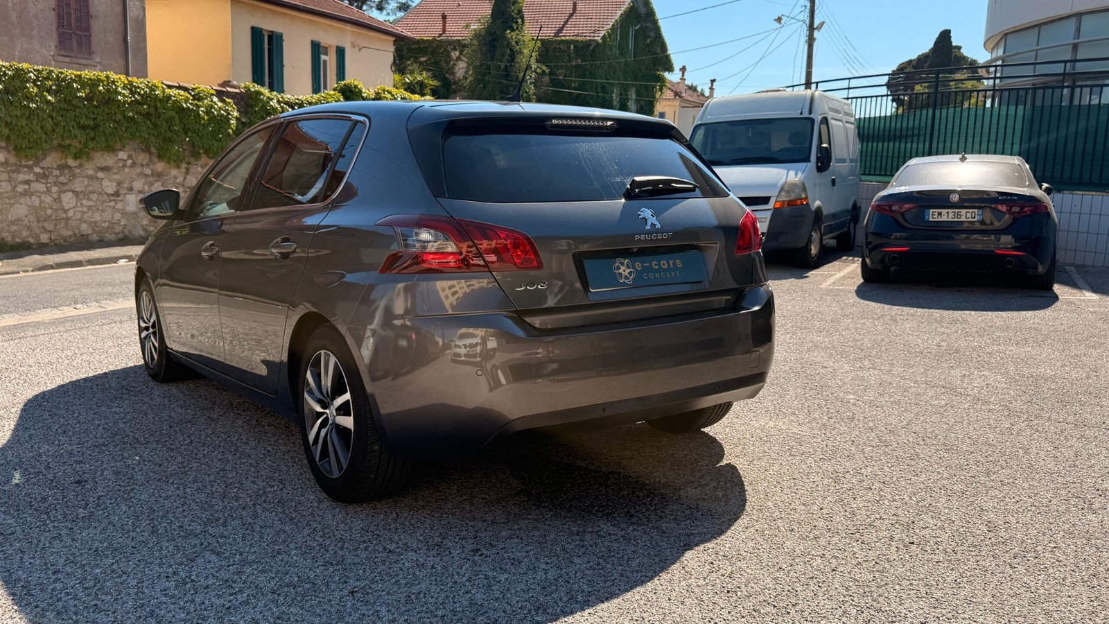 PEUGEOT 308 15BLUE HDI FINITION ALLURE BUSNESS