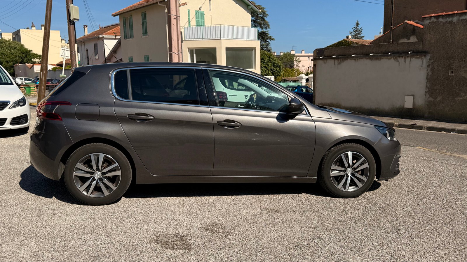 PEUGEOT 308 15BLUE HDI FINITION ALLURE BUSNESS
