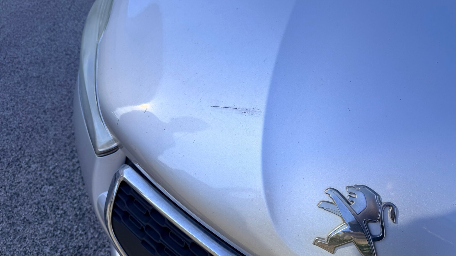 PEUGEOT 208 1.4 HDI 2PL