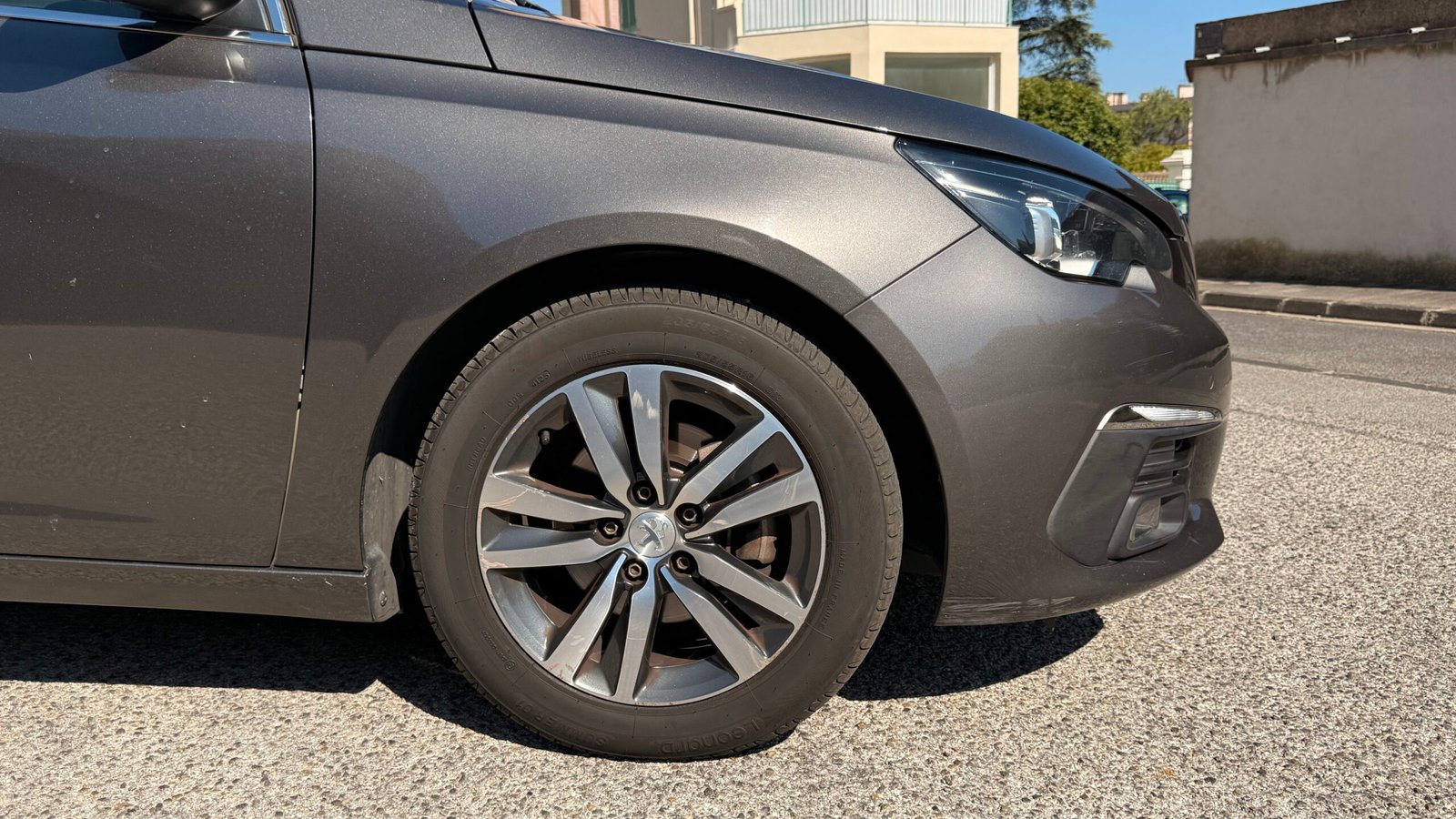 PEUGEOT 308 15BLUE HDI FINITION ALLURE BUSNESS