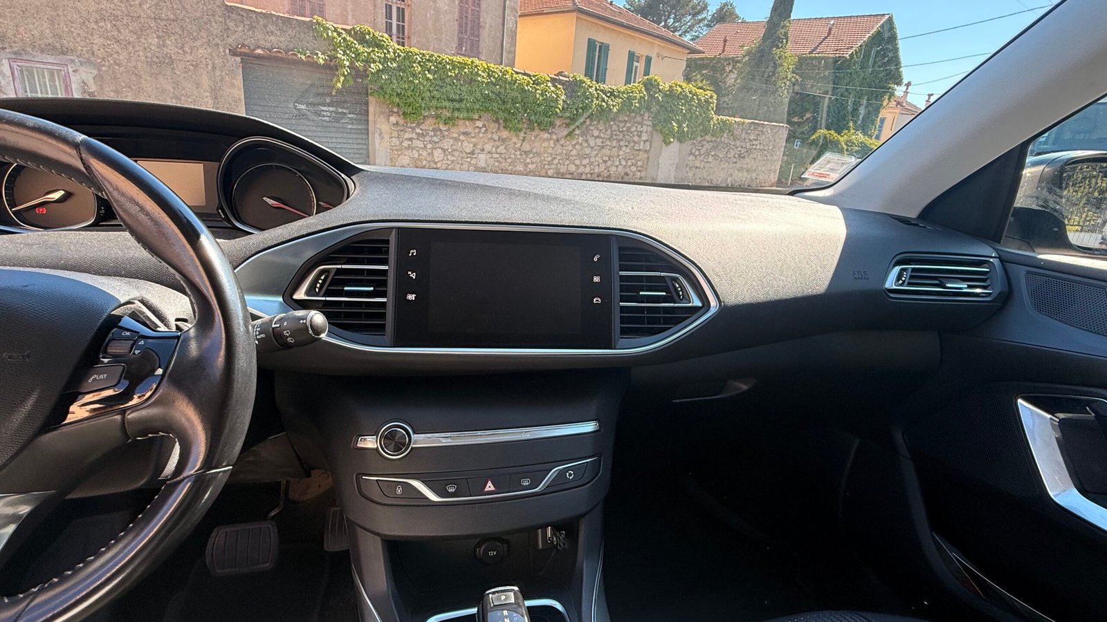 PEUGEOT 308 15BLUE HDI FINITION ALLURE BUSNESS