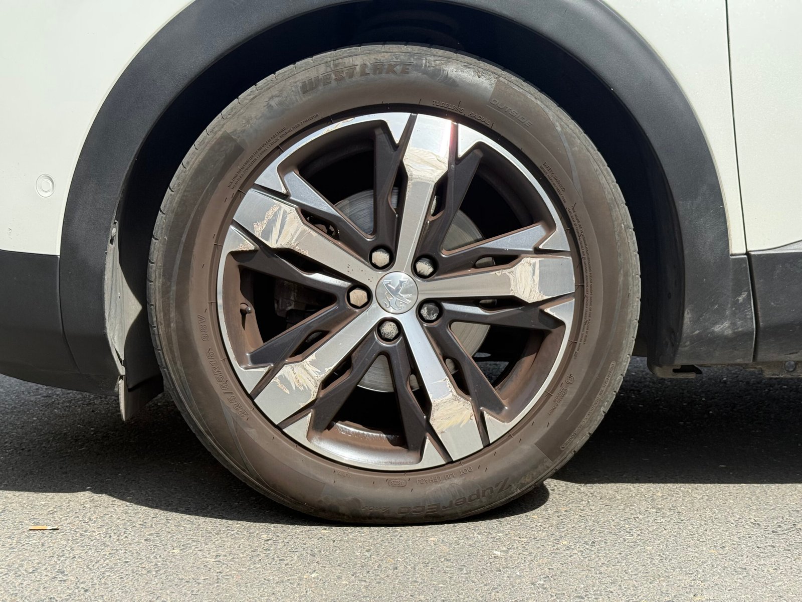 PEUGEOT 3008 1.2 THP 130 cv Boîte auto