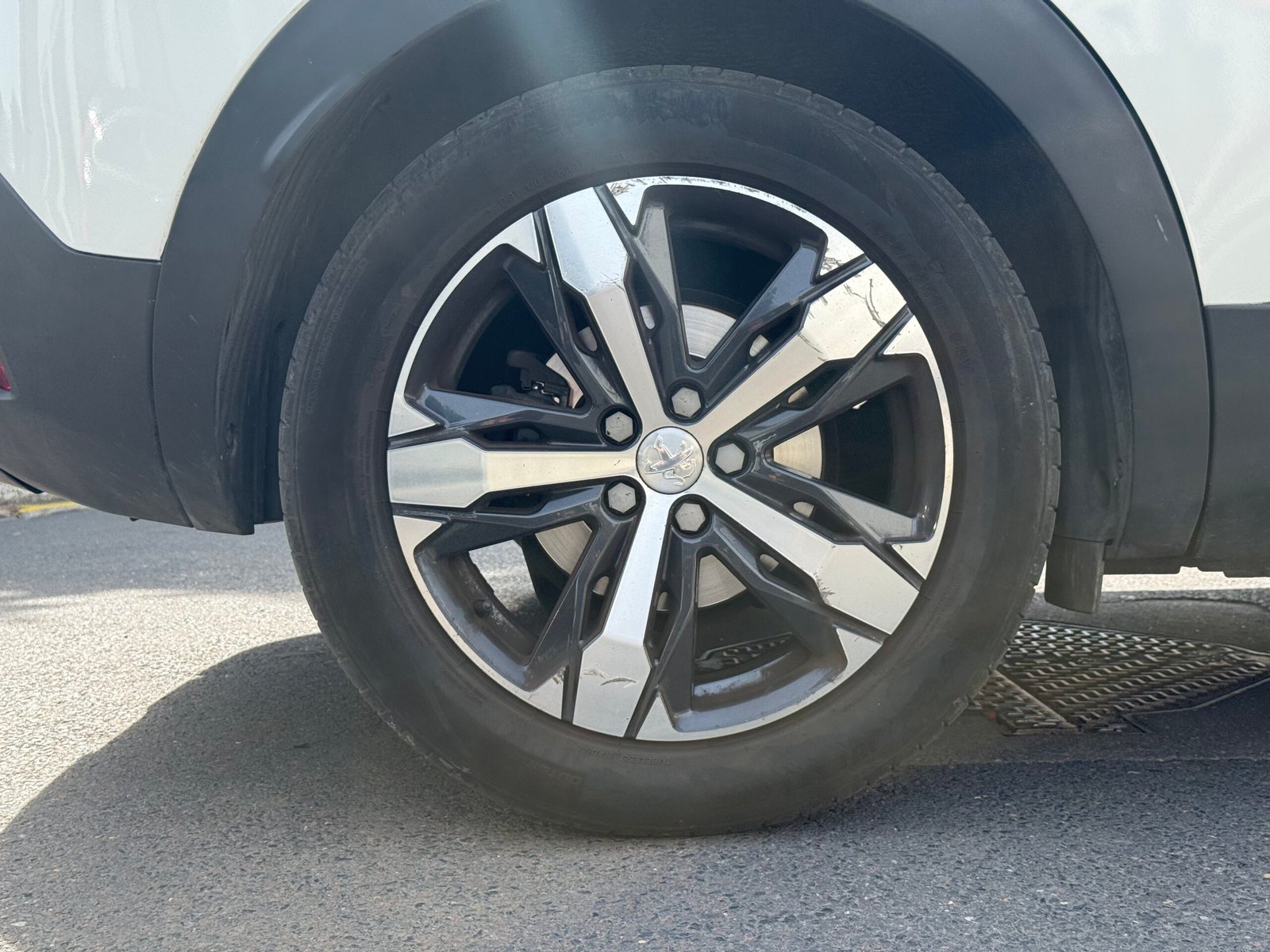 PEUGEOT 3008 1.2 THP 130 cv Boîte auto