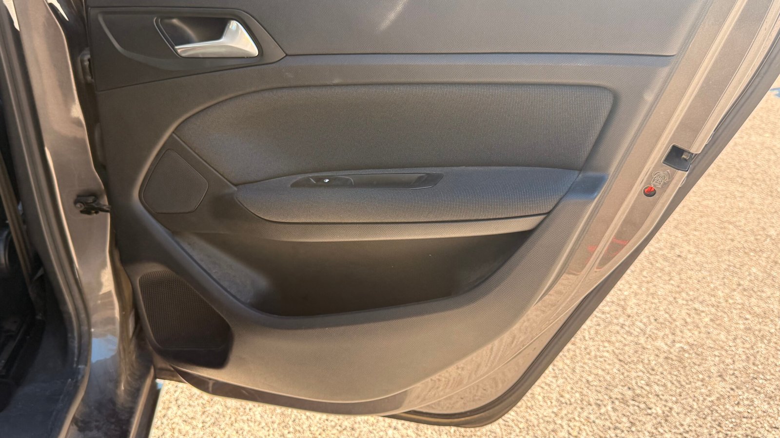 PEUGEOT 308 15BLUE HDI FINITION ALLURE BUSNESS