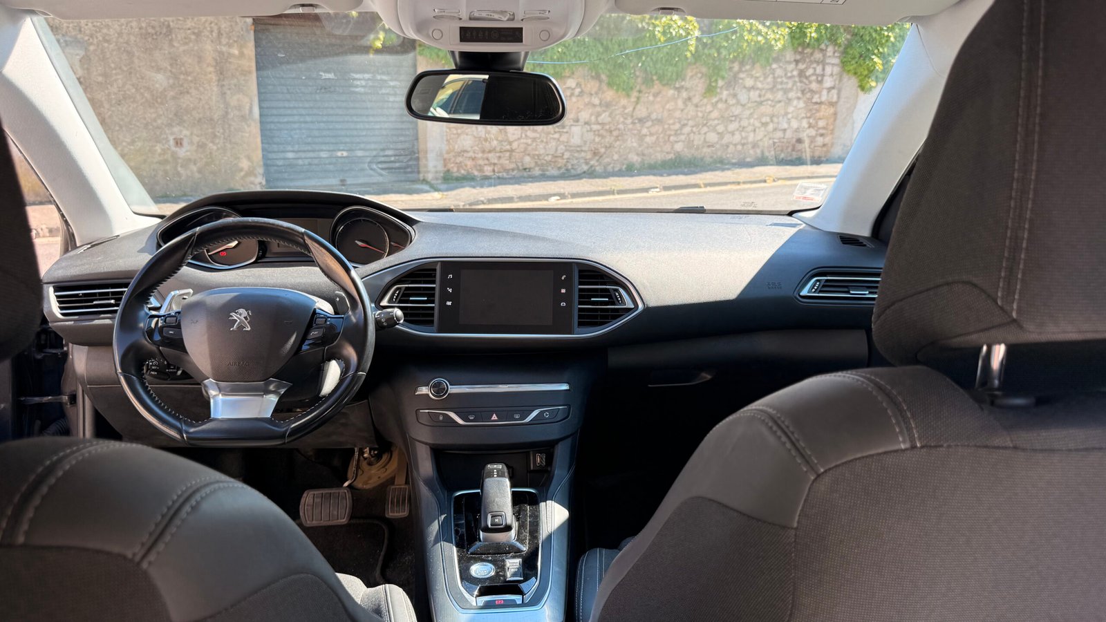 PEUGEOT 308 15BLUE HDI FINITION ALLURE BUSNESS