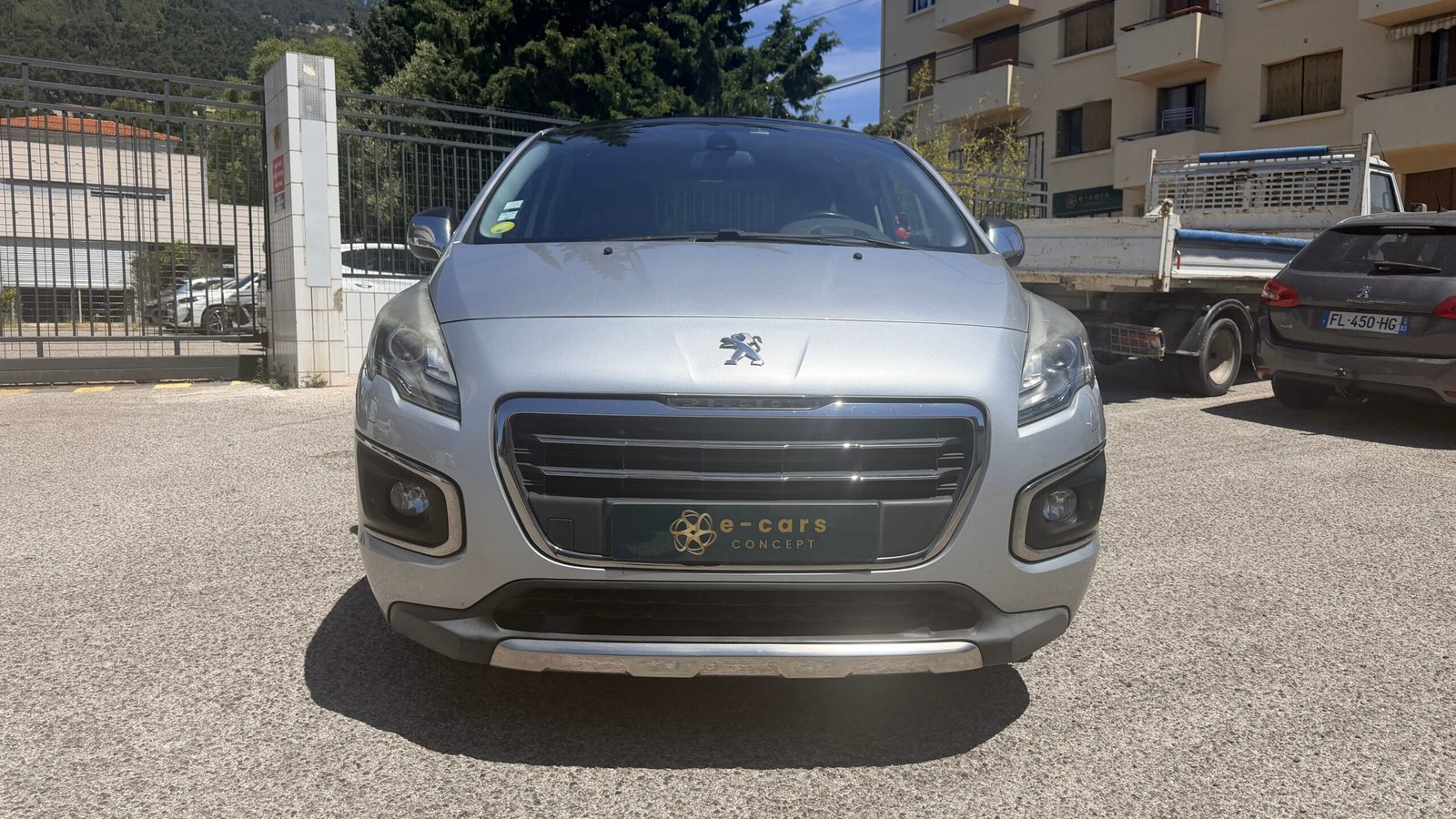 PEUGEOT 3008 1.6HDI FELINE