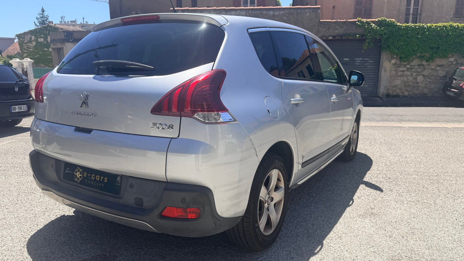 PEUGEOT 3008 1.6HDI FELINE