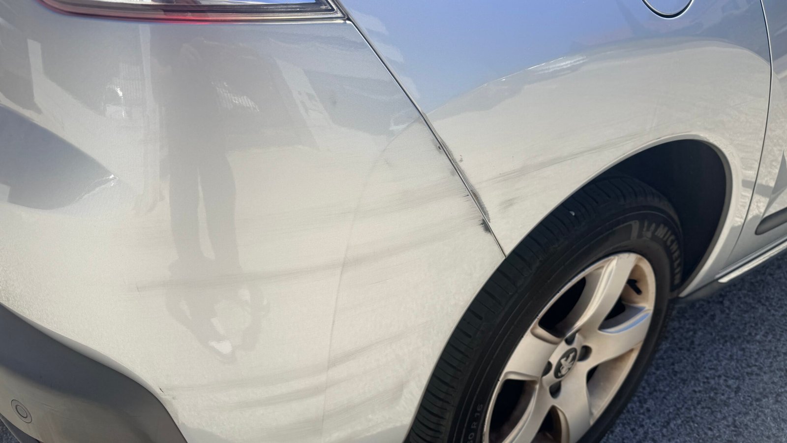 PEUGEOT 3008 1.6HDI FELINE