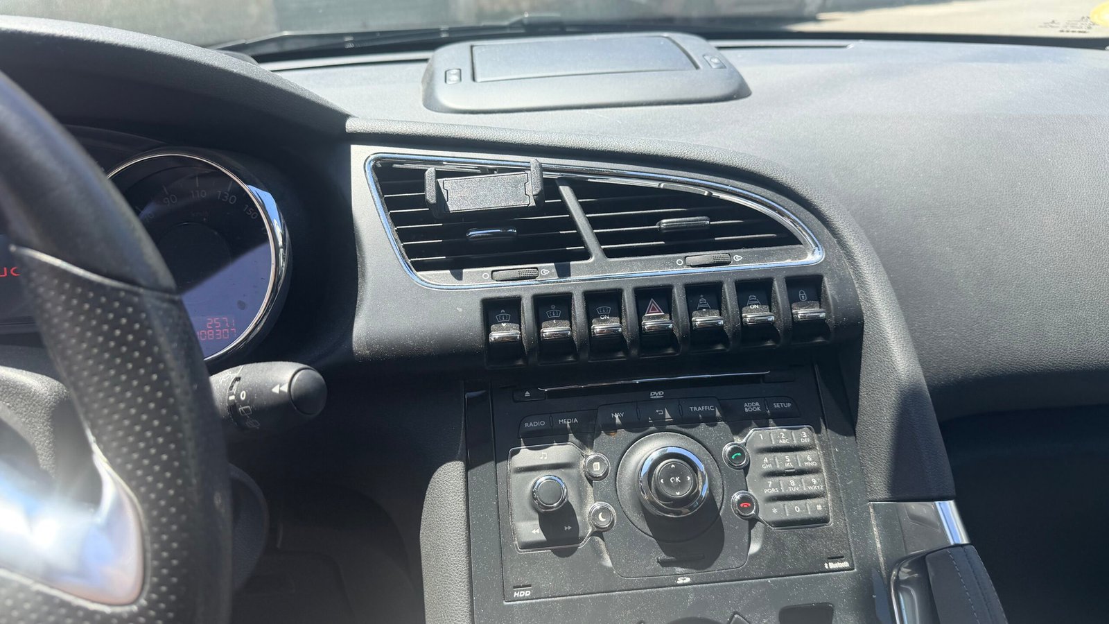 PEUGEOT 3008 1.6HDI FELINE