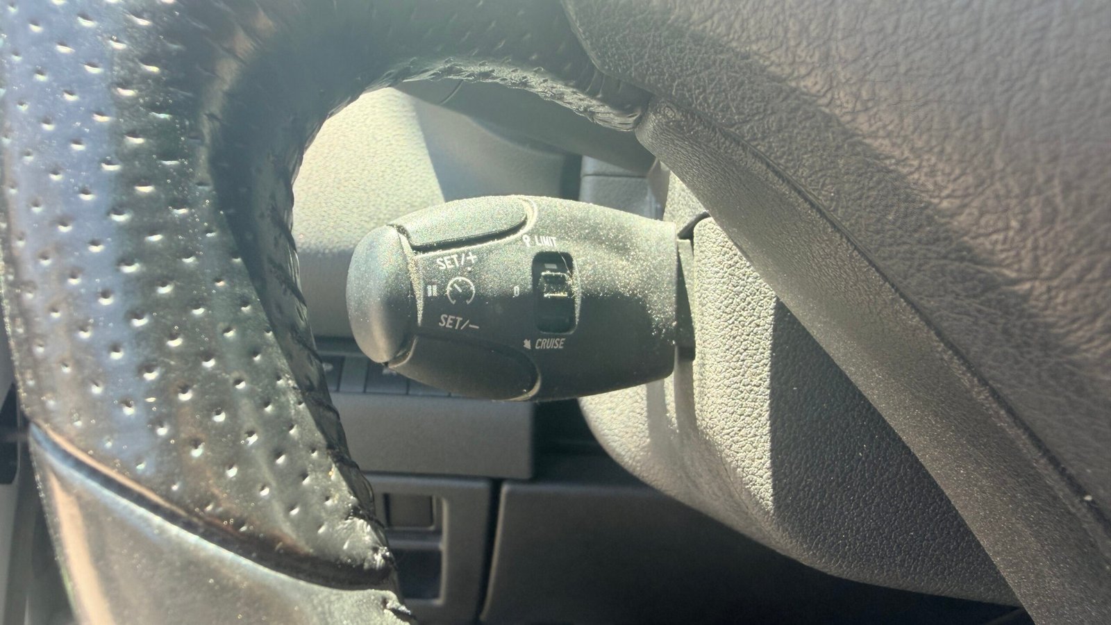 PEUGEOT 3008 1.6HDI FELINE