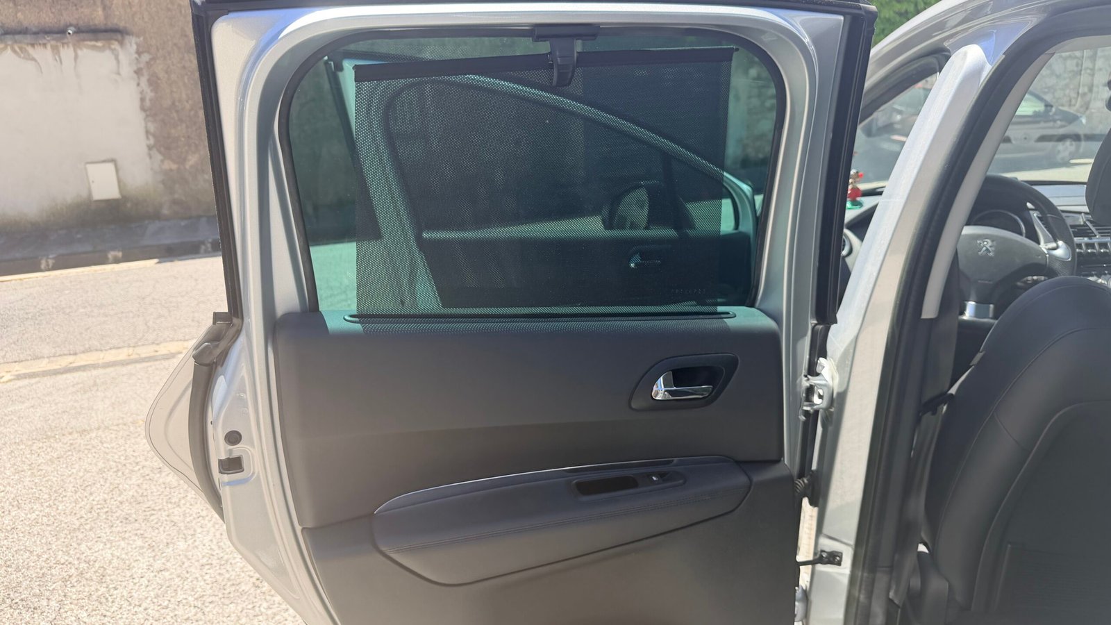PEUGEOT 3008 1.6HDI FELINE
