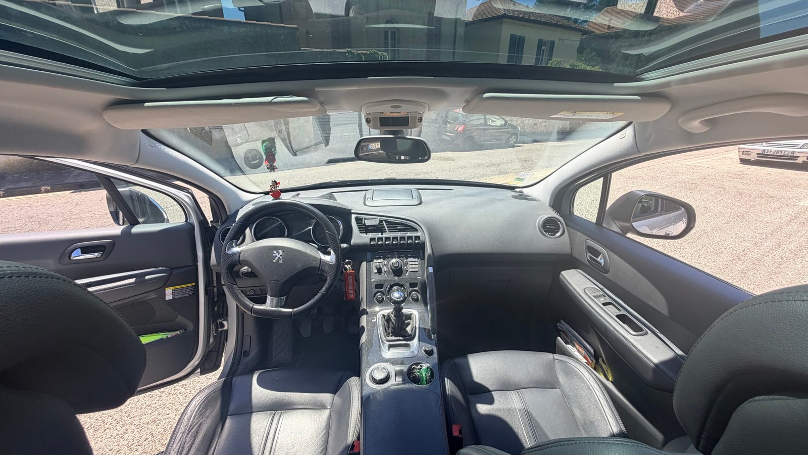 PEUGEOT 3008 1.6HDI FELINE