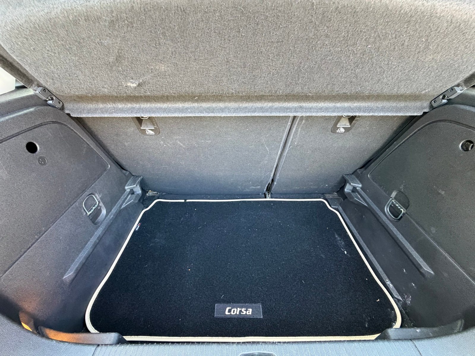 OPEL Corsa 5 Portes 1.3 CDTI 16V ecoFLEX S&S 95 cv COSMO CARPLAY / SIÈGES CHAUFFANTS