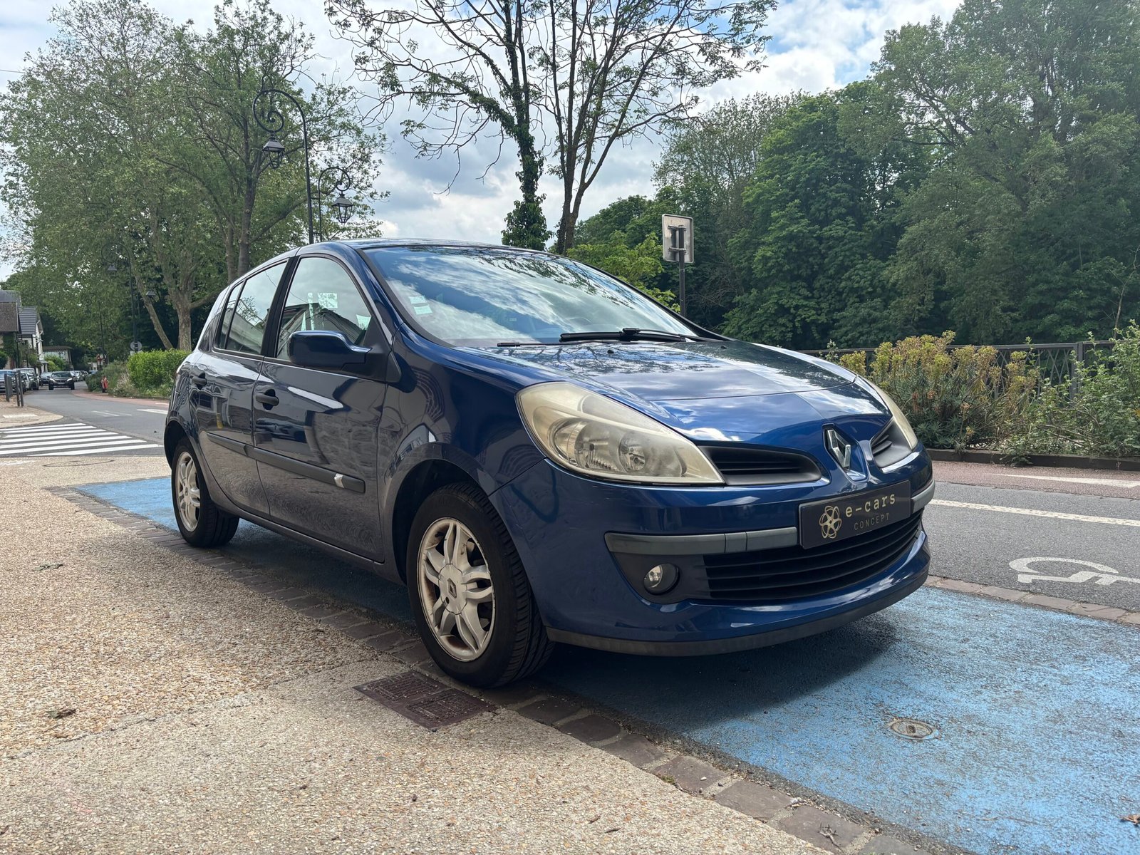 RENAULT Clio III 1.6 111ch “Confort pack dynamic”