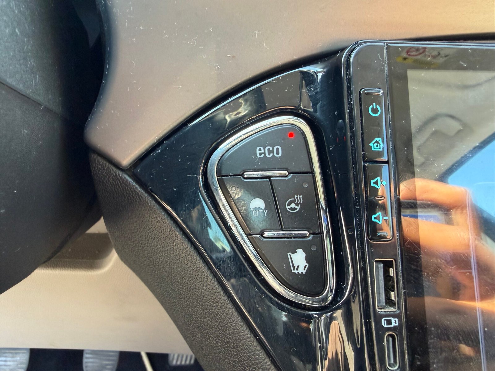 OPEL Corsa 5 Portes 1.3 CDTI 16V ecoFLEX S&S 95 cv COSMO CARPLAY / SIÈGES CHAUFFANTS