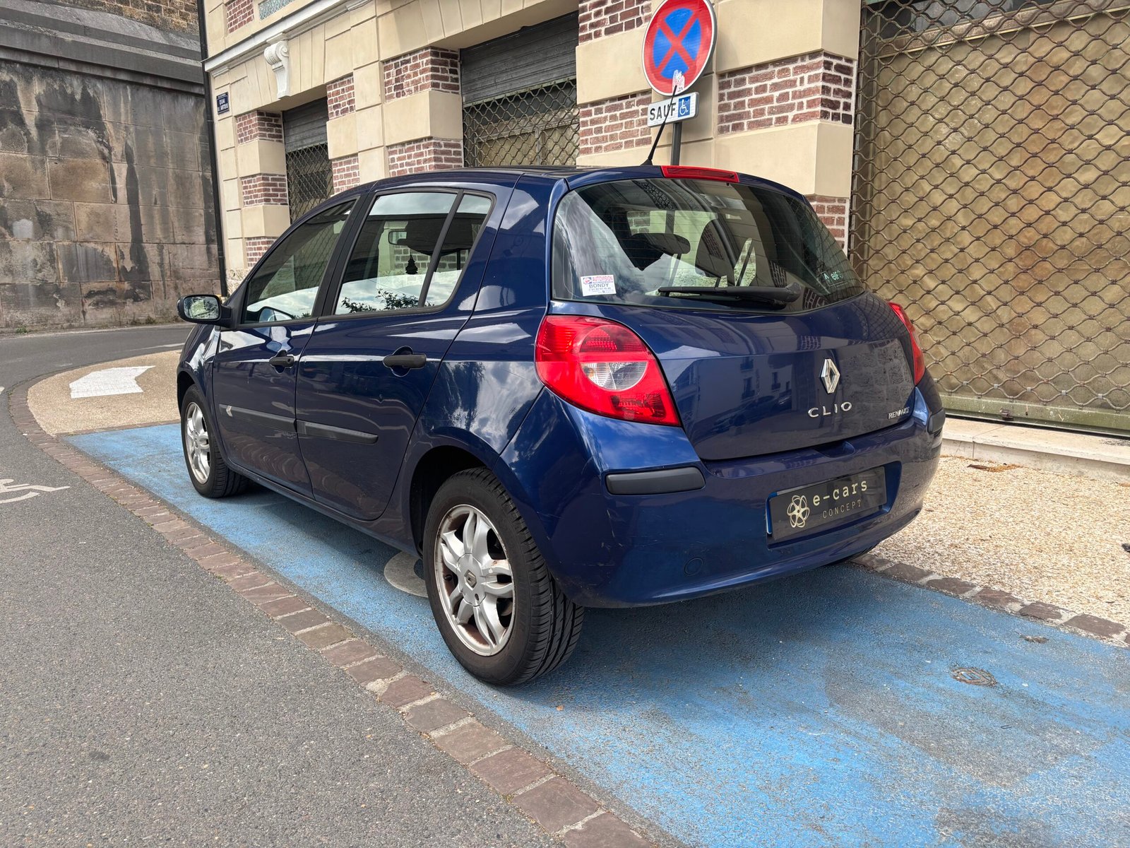 RENAULT Clio III 1.6 111ch “Confort pack dynamic”