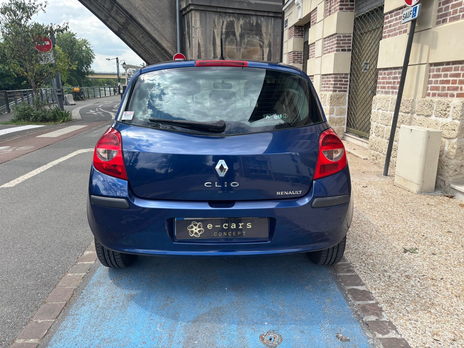 RENAULT Clio III 1.6 111ch “Confort pack dynamic”