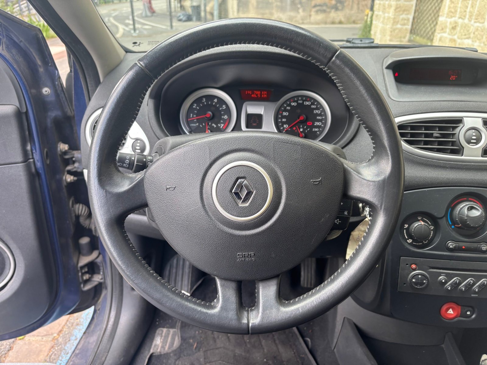 RENAULT Clio III 1.6 111ch “Confort pack dynamic”