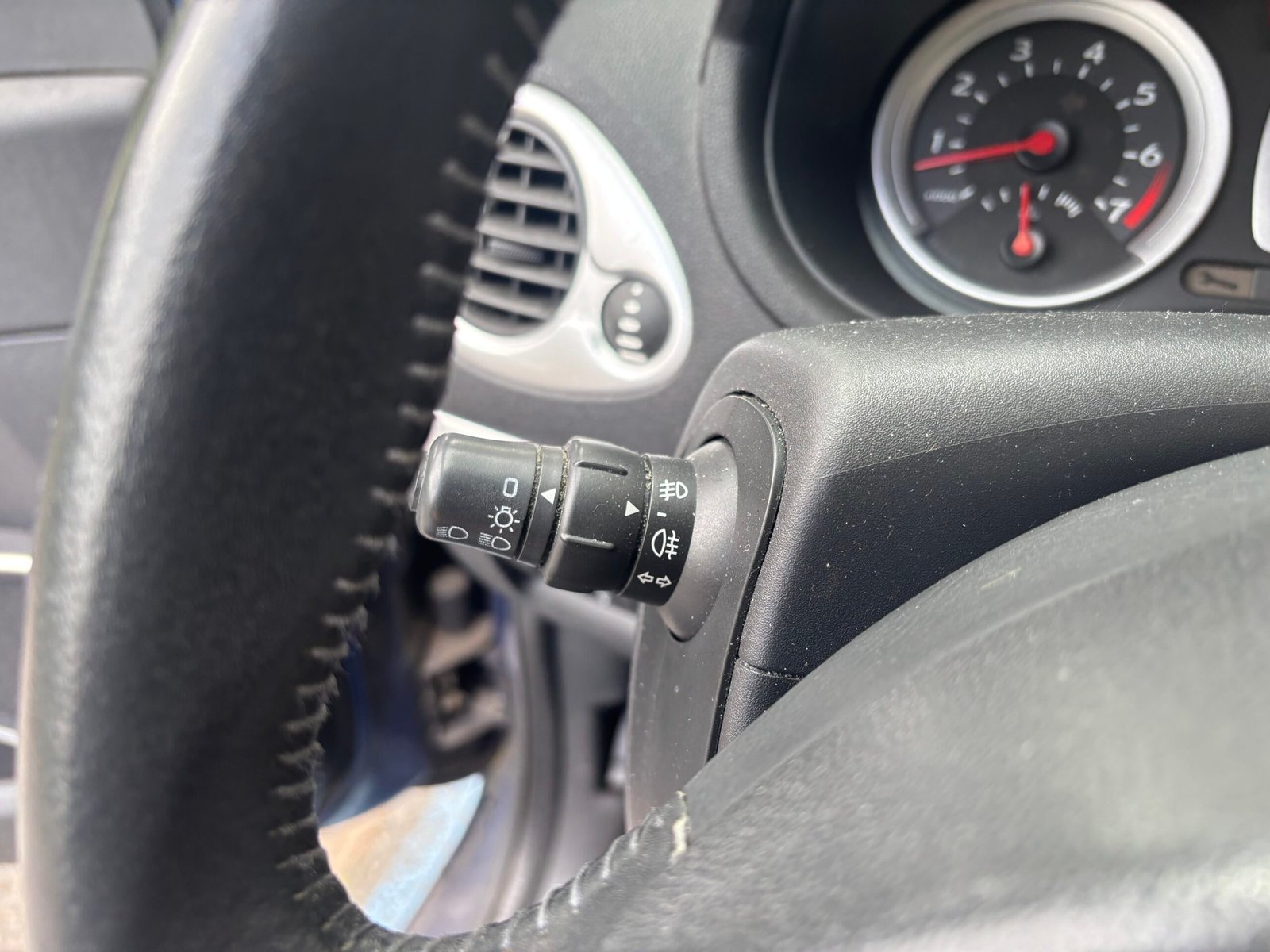 RENAULT Clio III 1.6 111ch “Confort pack dynamic”
