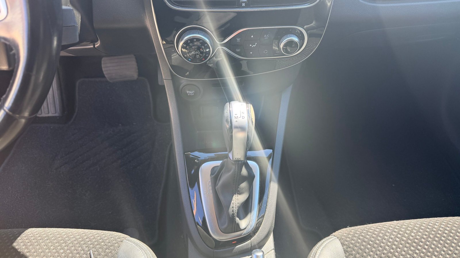 Renault Clio 1.2Tce 120ch BVA Intens