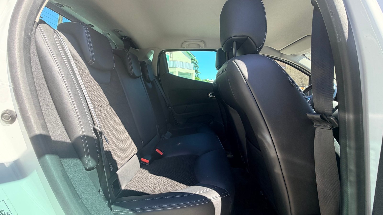 Renault Clio 1.2Tce 120ch BVA Intens
