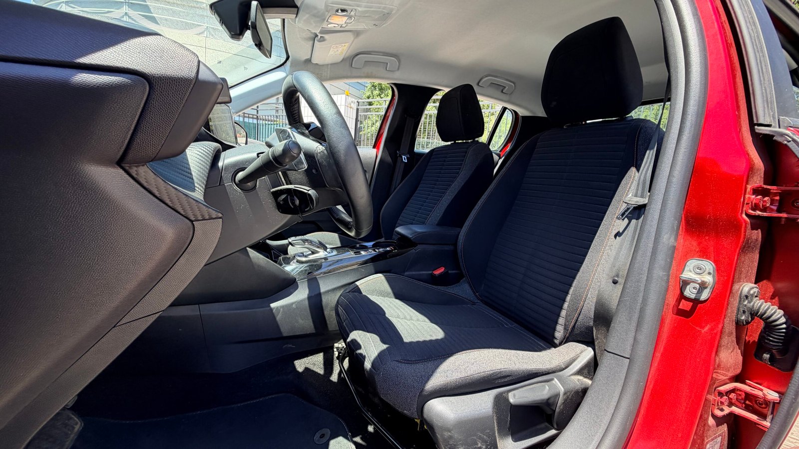 PEUGEOT 208 100 SS EAT8 Allure