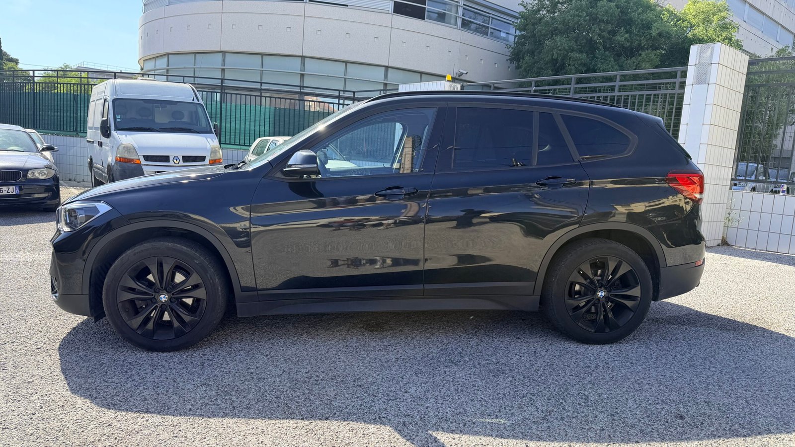 BMW X1 sDrive 18i Busness design