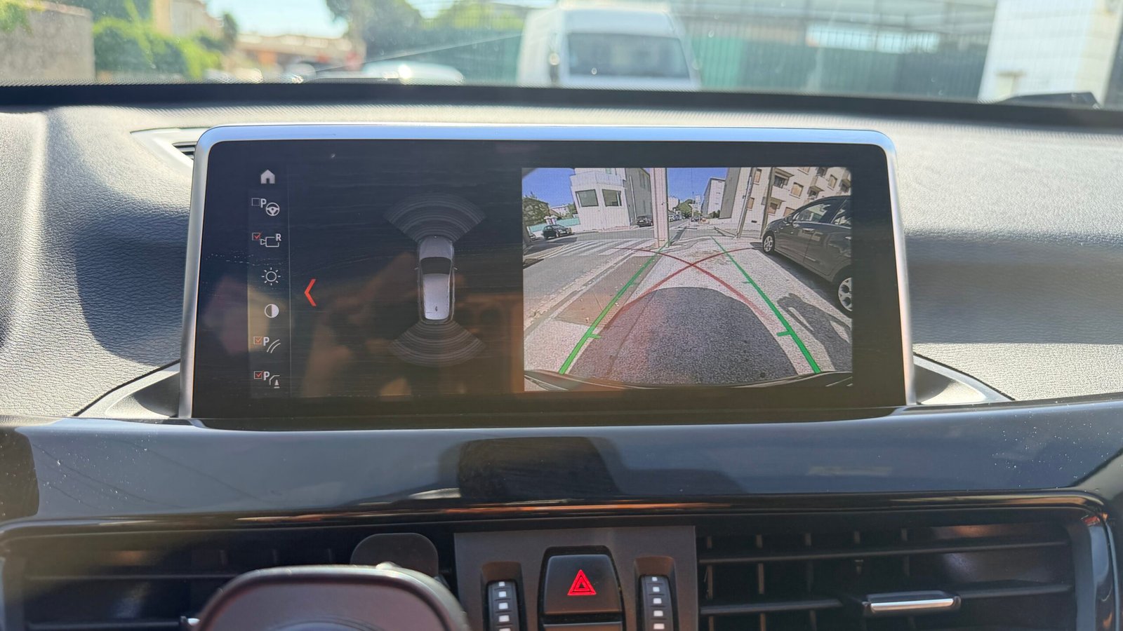 BMW X1 sDrive 18i Busness design