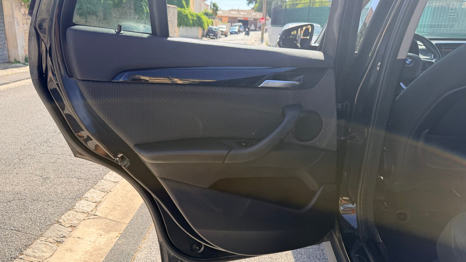 BMW X1 sDrive 18i Busness design