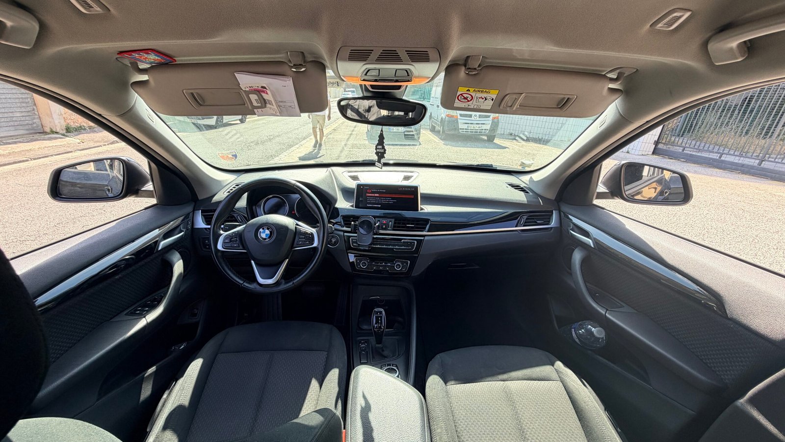 BMW X1 sDrive 18i Busness design