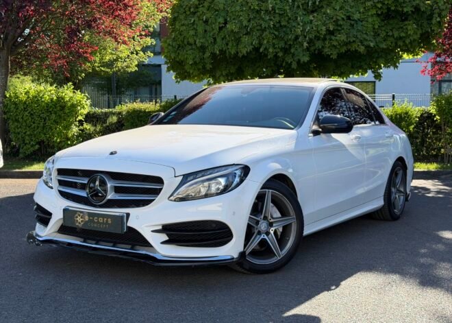 MERCEDES-BENZ Classe C (205) Berline 220 CDi 2.1 CDI 16V 9G-TRONIC BlueTEC 170 cv Boîte auto Pack AMG / Suivi Mercedes / Burmester /