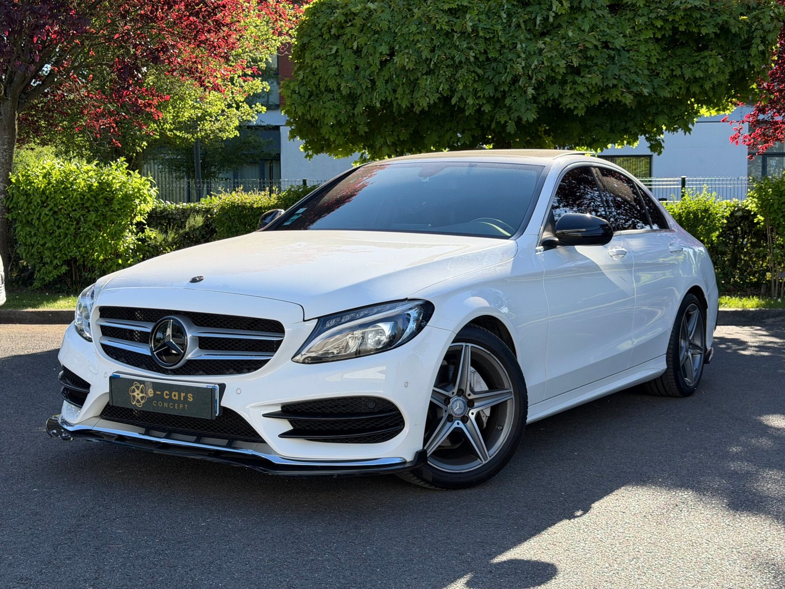 MERCEDES-BENZ Classe C (205) Berline 220 CDi 2.1 CDI 16V 9G-TRONIC BlueTEC 170 cv Boîte auto Pack AMG / Suivi Mercedes / Burmester /