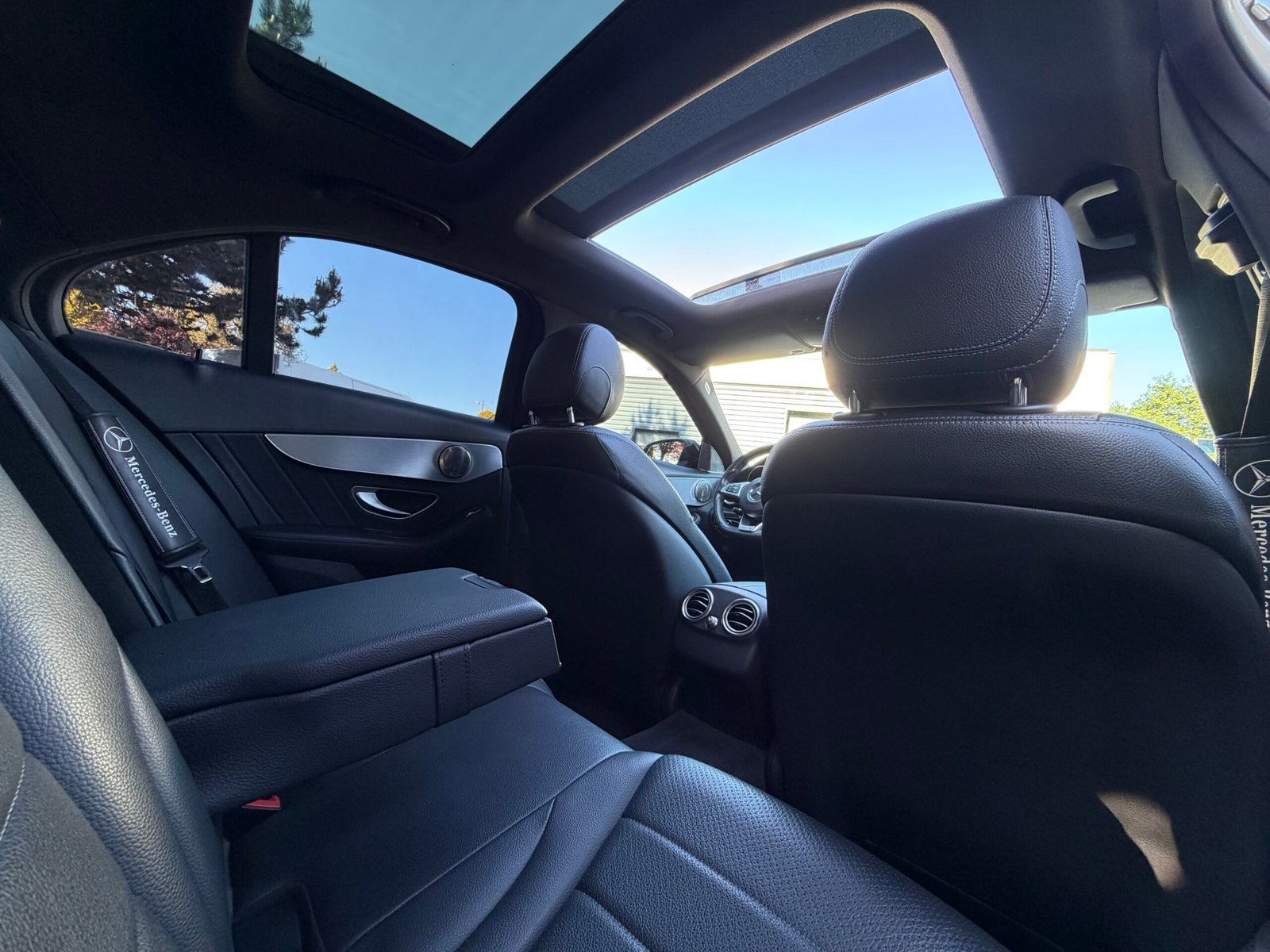 MERCEDES-BENZ Classe C (205) Berline 220 CDi 2.1 CDI 16V 9G-TRONIC BlueTEC 170 cv Boîte auto Pack AMG / Suivi Mercedes / Burmester /
