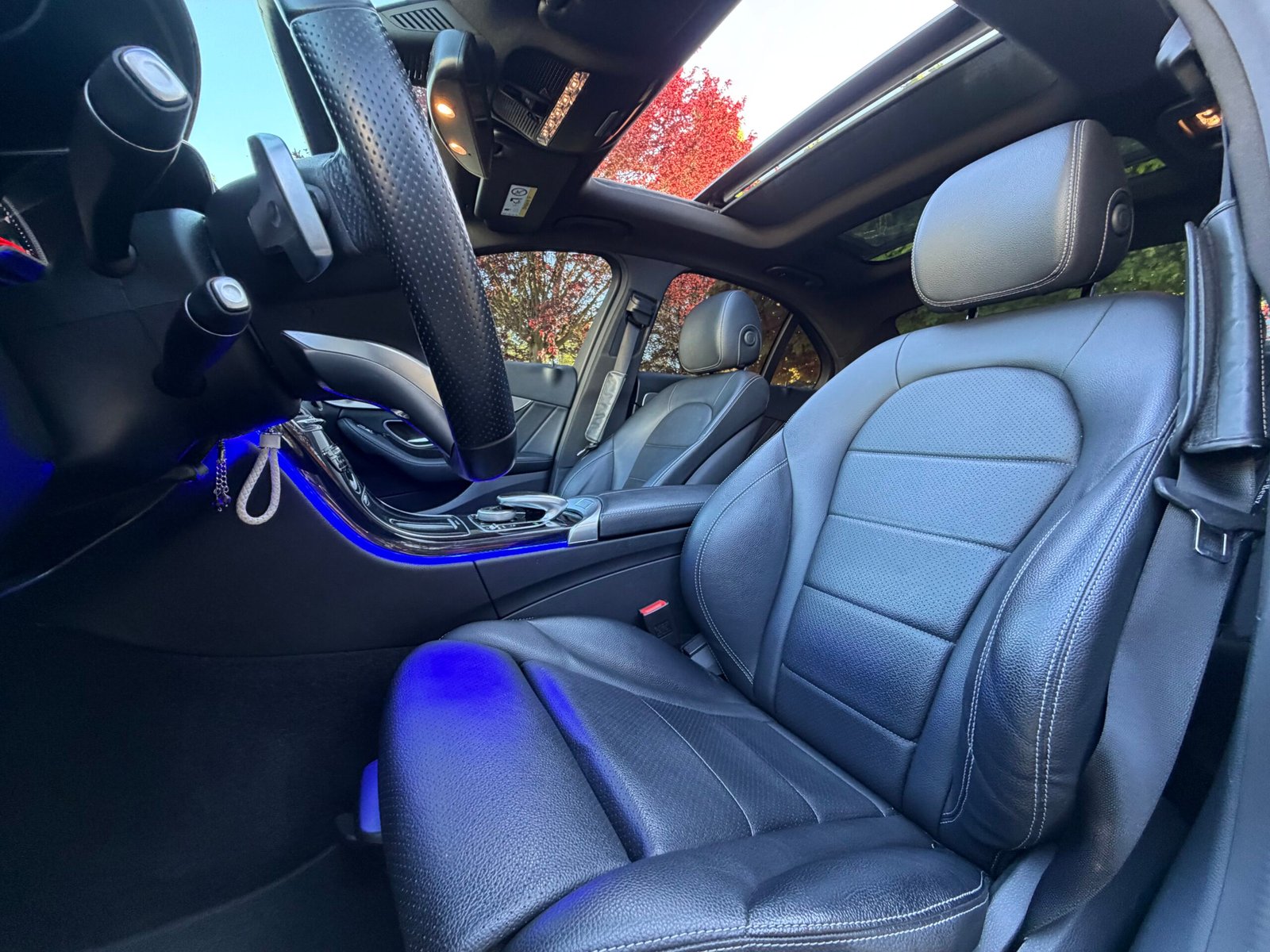 MERCEDES-BENZ Classe C (205) Berline 220 CDi 2.1 CDI 16V 9G-TRONIC BlueTEC 170 cv Boîte auto Pack AMG / Suivi Mercedes / Burmester /
