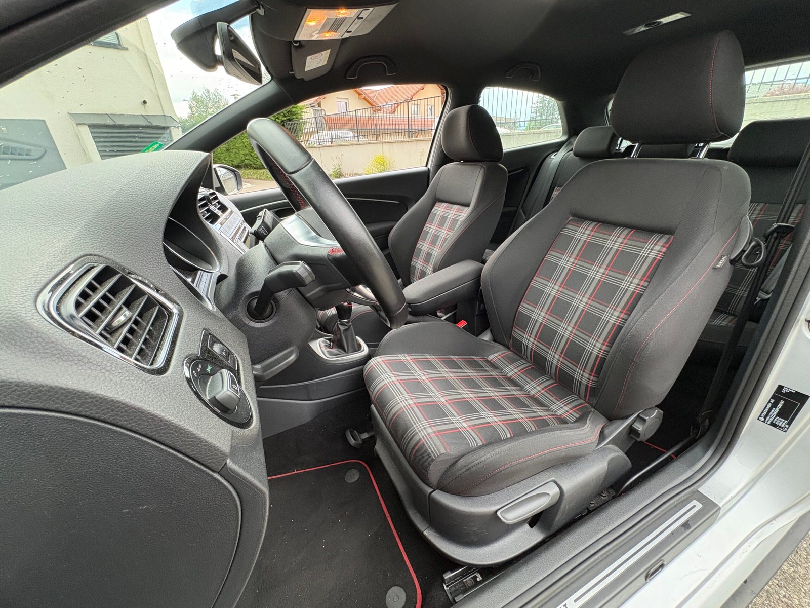 VOLKSWAGEN Polo Phase 2 GTI 1.8 TSI 16V BlueMotion 192 cv