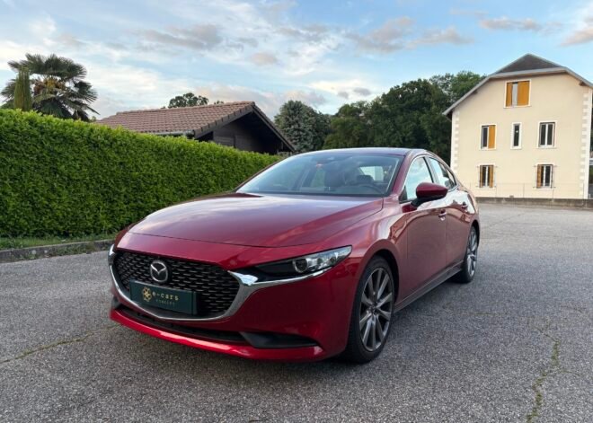 Mazda 3 IV Berline 2.0 Skyactiv-G 16V Mild Hybrid 122cv