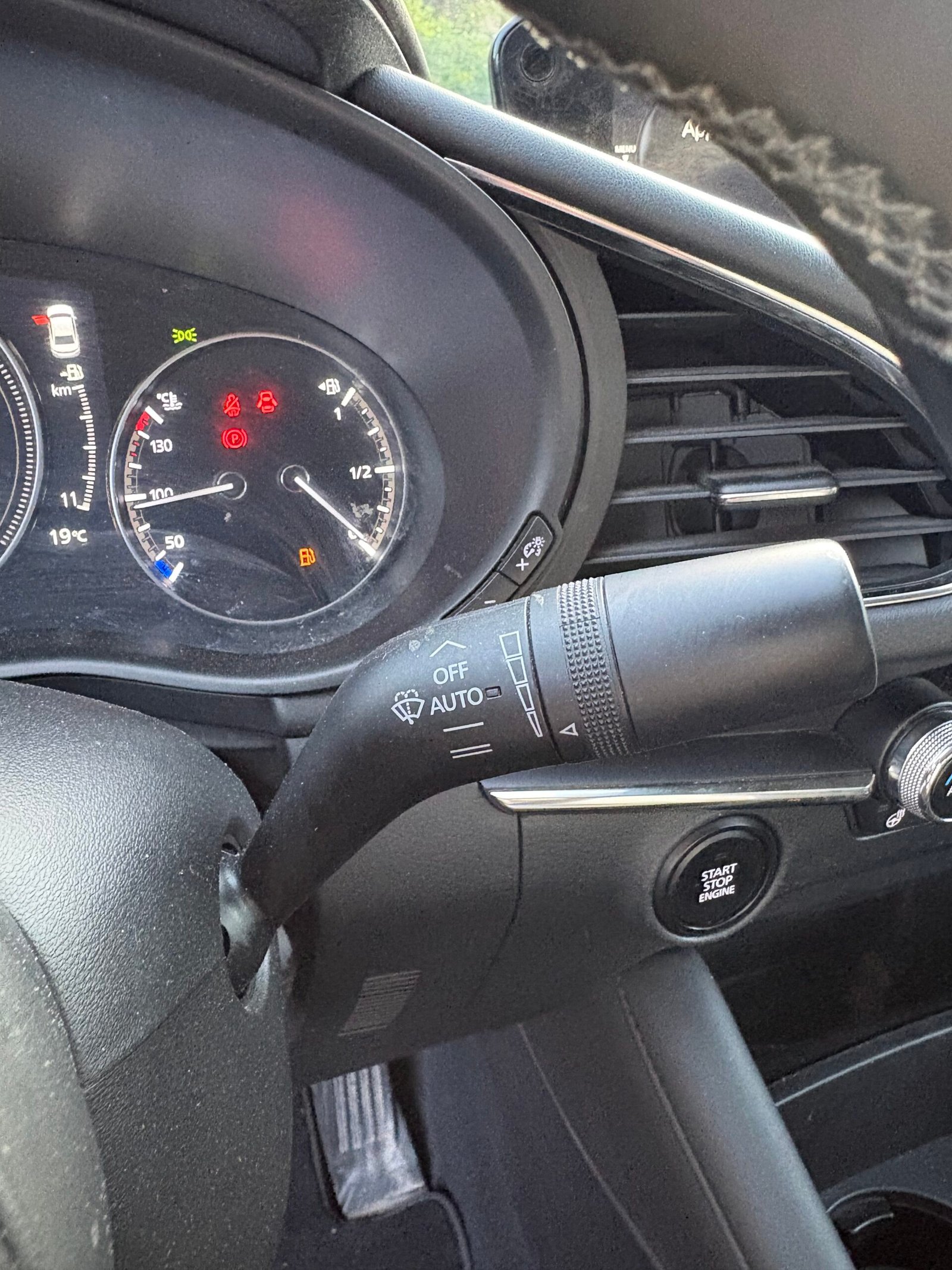 Mazda 3 IV Berline 2.0 Skyactiv-G 16V Mild Hybrid 122cv
