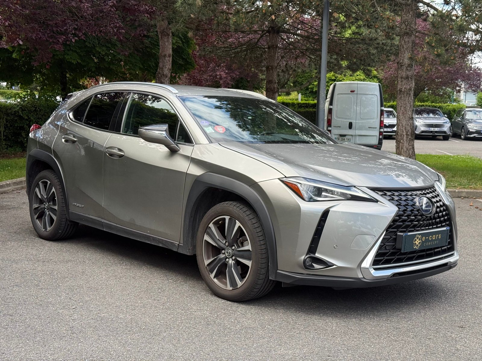 LEXUS UX 250h 2.0 VVT-iE 16V 184 Hybrid FWD 152 cv Boîte auto Prenium Edition