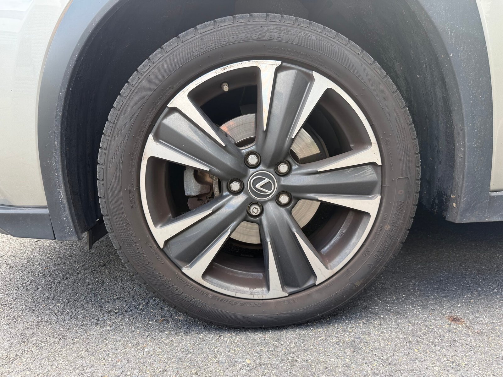LEXUS UX 250h 2.0 VVT-iE 16V 184 Hybrid FWD 152 cv Boîte auto Prenium Edition