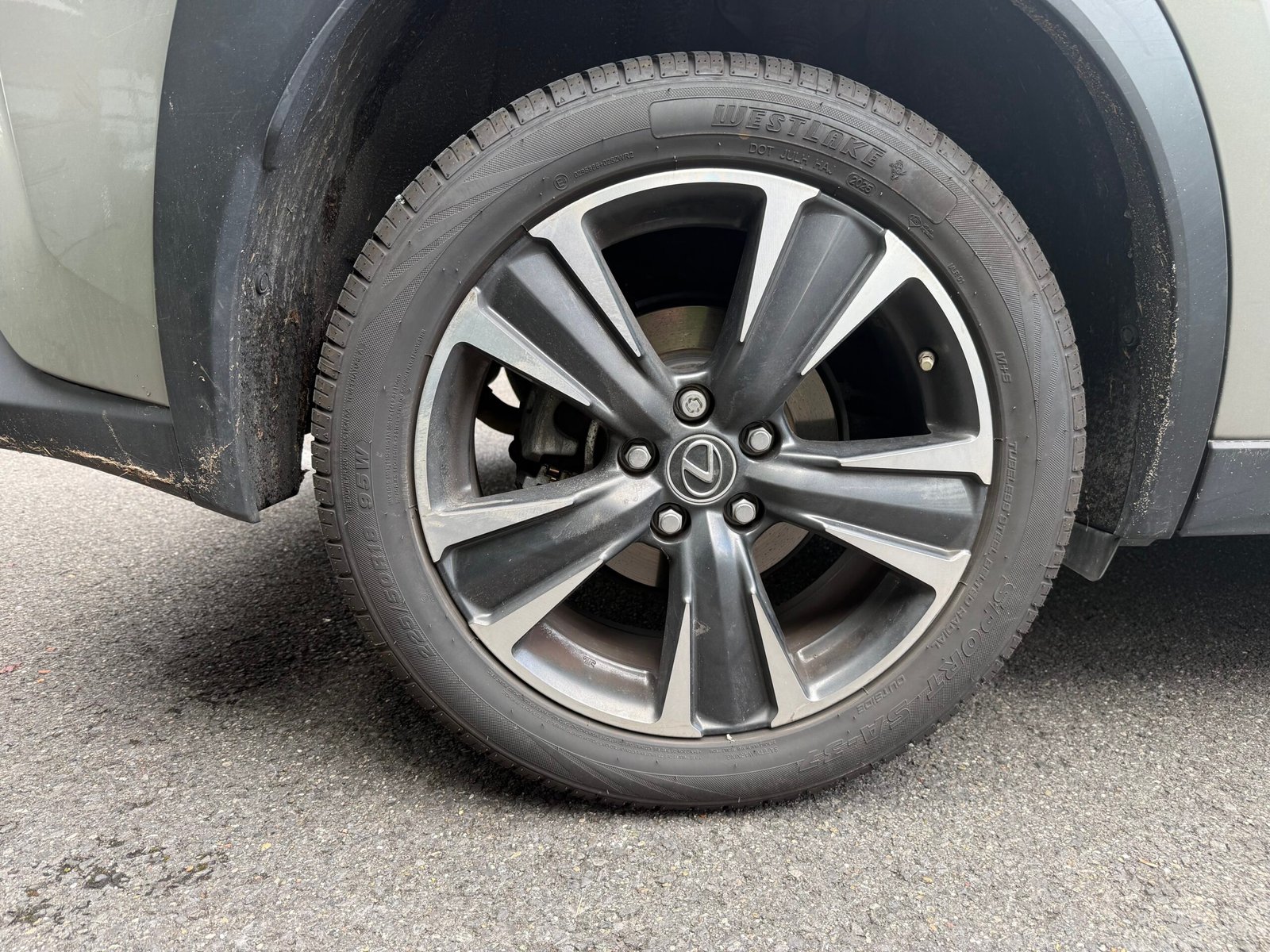 LEXUS UX 250h 2.0 VVT-iE 16V 184 Hybrid FWD 152 cv Boîte auto Prenium Edition