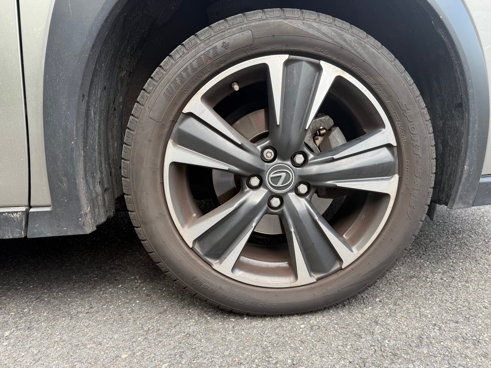 LEXUS UX 250h 2.0 VVT-iE 16V 184 Hybrid FWD 152 cv Boîte auto Prenium Edition