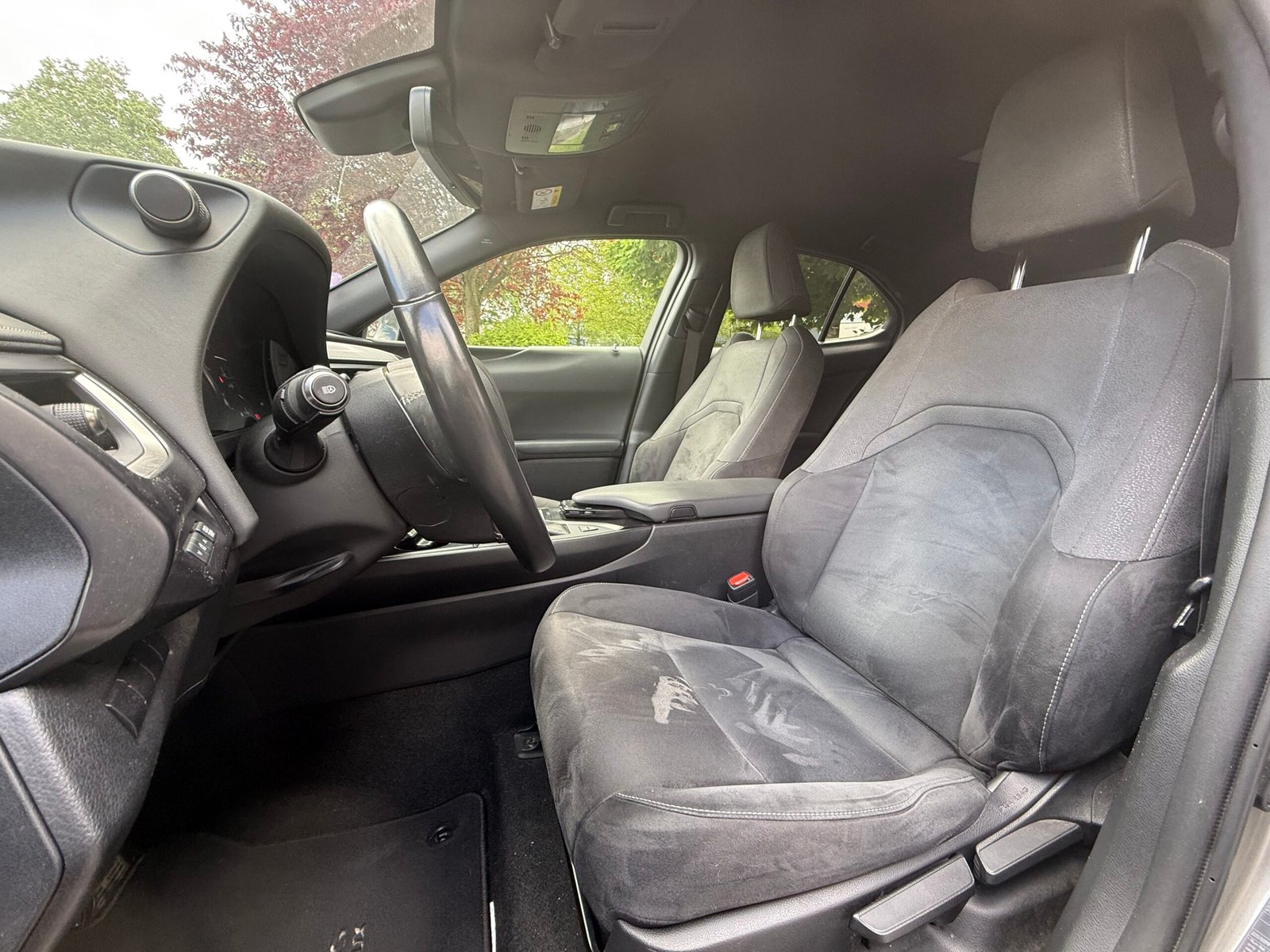 LEXUS UX 250h 2.0 VVT-iE 16V 184 Hybrid FWD 152 cv Boîte auto Prenium Edition