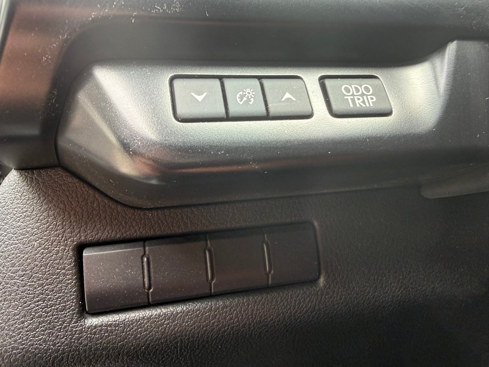 LEXUS UX 250h 2.0 VVT-iE 16V 184 Hybrid FWD 152 cv Boîte auto Prenium Edition