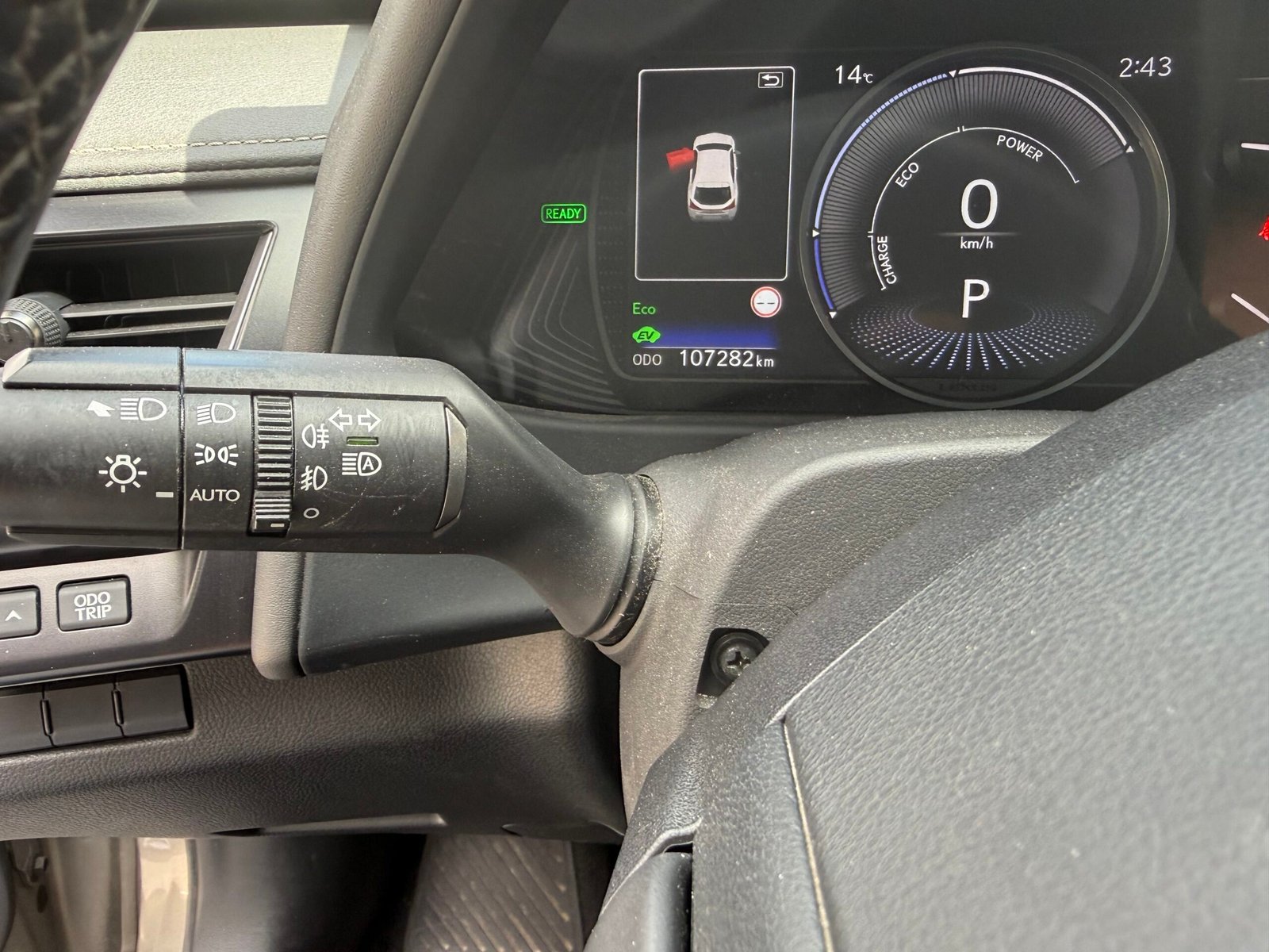 LEXUS UX 250h 2.0 VVT-iE 16V 184 Hybrid FWD 152 cv Boîte auto Prenium Edition