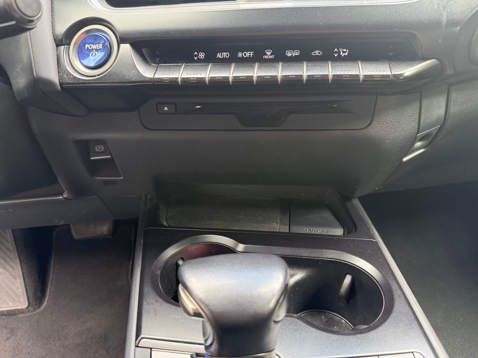 LEXUS UX 250h 2.0 VVT-iE 16V 184 Hybrid FWD 152 cv Boîte auto Prenium Edition