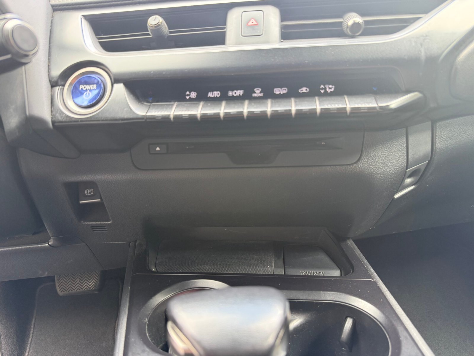 LEXUS UX 250h 2.0 VVT-iE 16V 184 Hybrid FWD 152 cv Boîte auto Prenium Edition