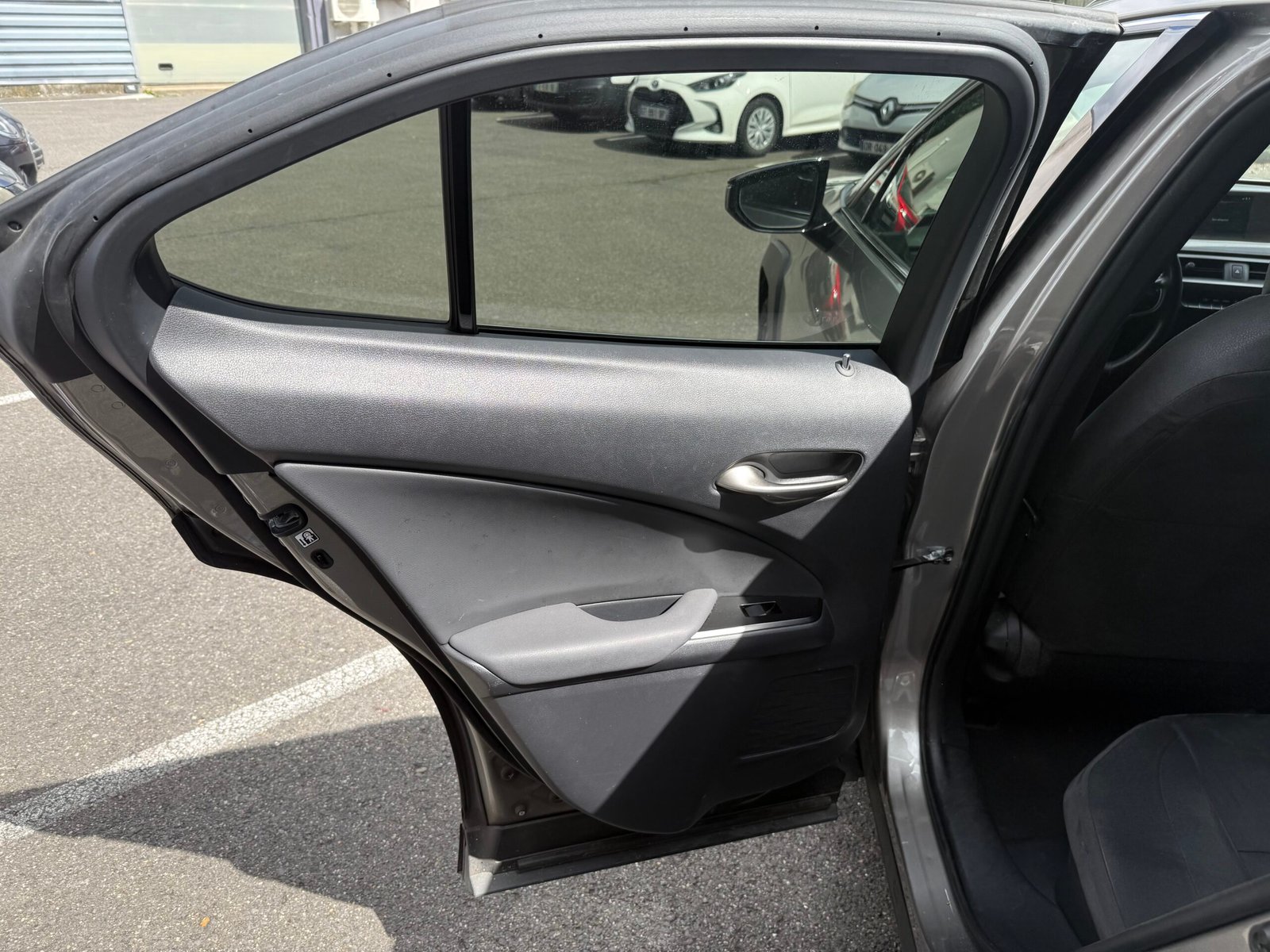 LEXUS UX 250h 2.0 VVT-iE 16V 184 Hybrid FWD 152 cv Boîte auto Prenium Edition